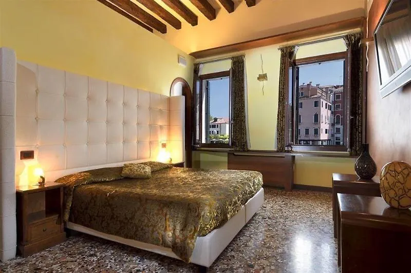 Abbazia De Luxe Bed & Breakfast Venice 3*,  Italy